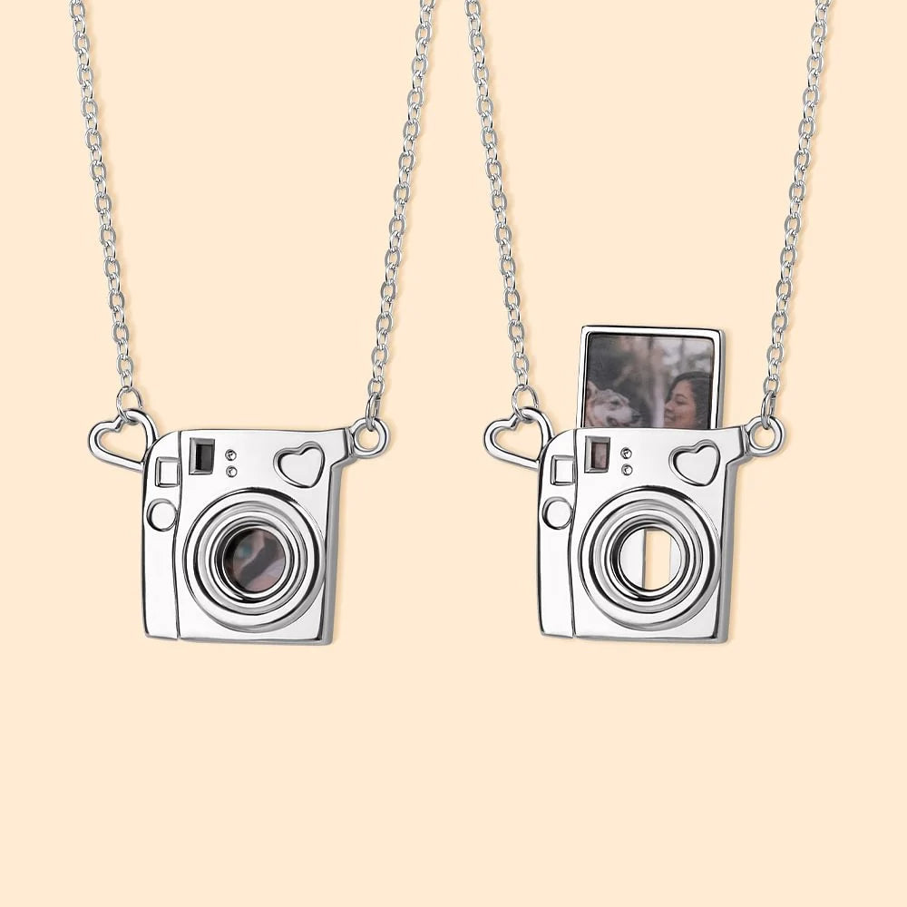 Personalized Mini Pull-Out Camera Locket Necklace with Photo Anniversary Birthday Gift for Photography Lovers