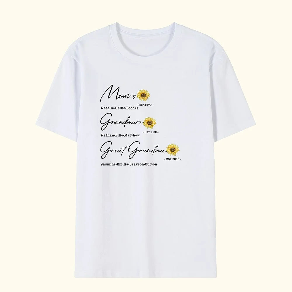 Personalised Multicolor Birth Flower T-Shirt or Sweatshirt with Names and Year Thoughtful Gift for Mom or Grandma on Mother’s Day